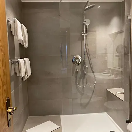 Lägenhet Ferienapartment Mit Wlan & Sudwestbalkon Am Tegernsee *
